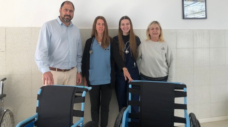 Entrega De Sillas De Ruedas Al SAMCo Local