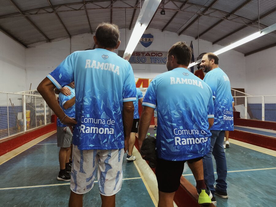 Nuevas camisetas para el Club de Bochas.