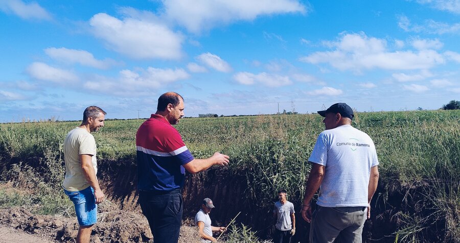 Inicio de obra en el canal perimetral.